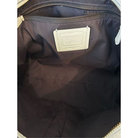 Coach TURNLOCK CHAIN TOTE 27 CHALK white or  Pebble Leather Shoulder Bab - Picture 3 of 9